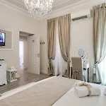 Maison d'hôtes Charme & Chic Luxury Rome