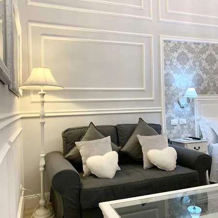 Charme & Chic Luxury Pensionat Rom