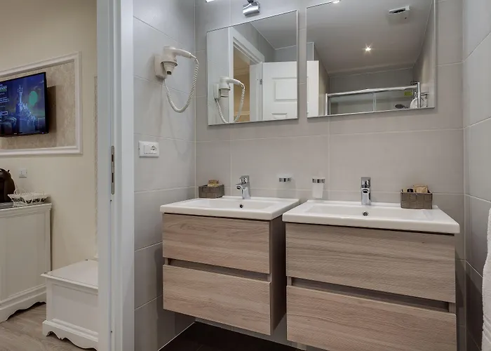 Pensión Charme & Chic Luxury