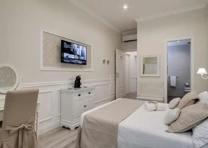 Pensión Charme & Chic Luxury