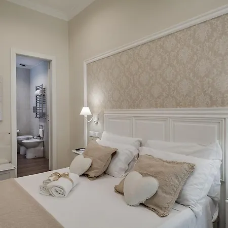 Charme & Chic Luxury 4* روما