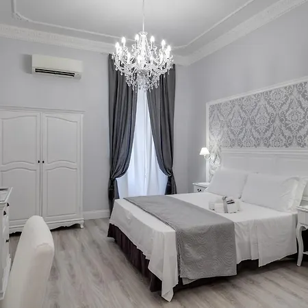 Charme & Chic Luxury 4* روما