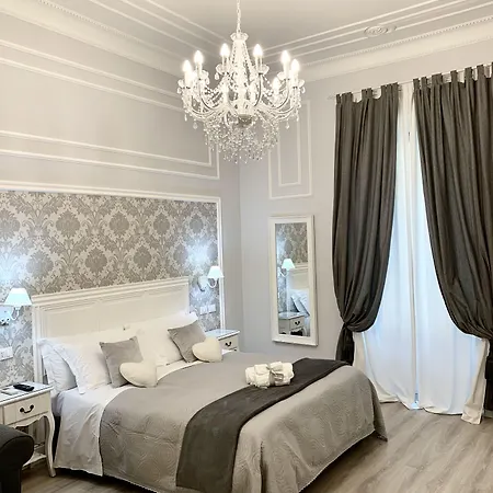 Charme & Chic Luxury Guest house