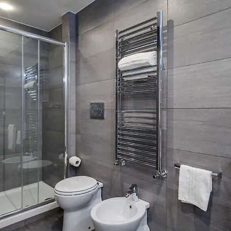 Charme & Chic Luxury 4* Roma