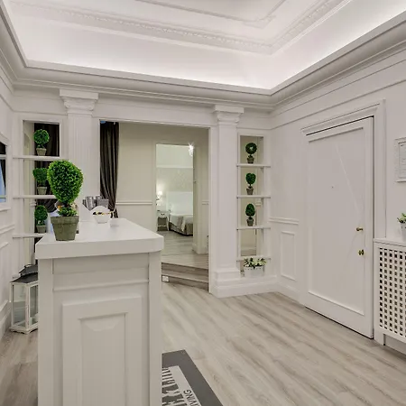 Charme & Chic Luxury Pensionat 4*