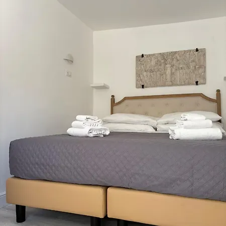 Charme & Chic Luxury 4* Róma