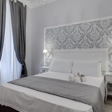 Affittacamere Charme & Chic Luxury 4*