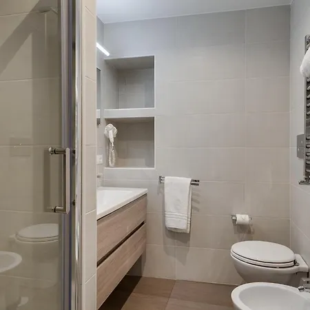 Charme & Chic Luxury 4*