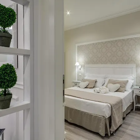 Charme & Chic Luxury 4* Rome