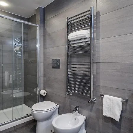 Charme & Chic Luxury Rome