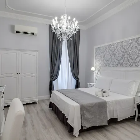 Charme & Chic Luxury 2* Řím